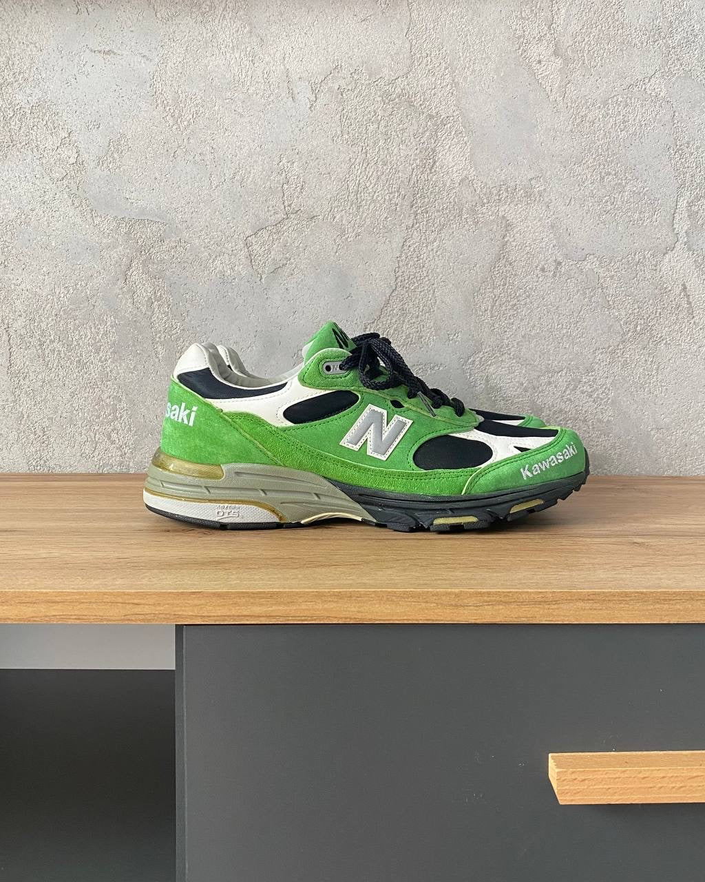 New Balance 993 Kawasaki “Ninja”