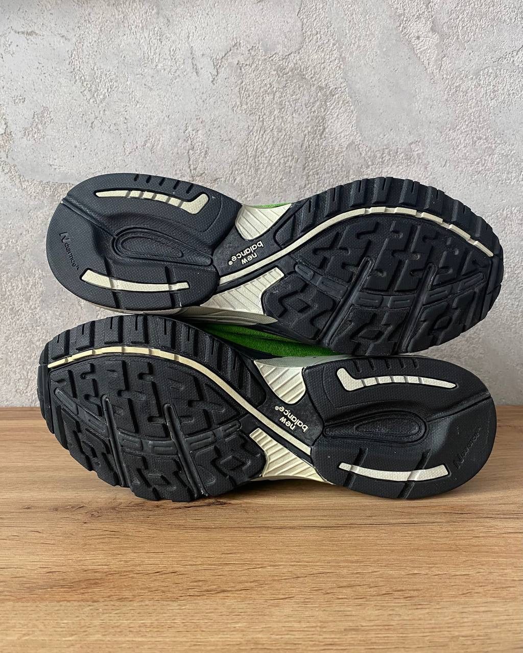New Balance 993 Kawasaki “Ninja”