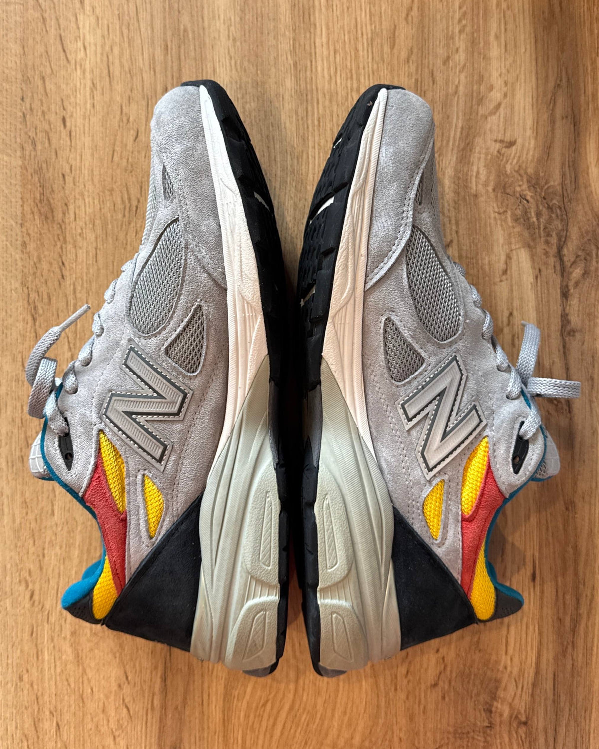 New Balance 990v3 Aries