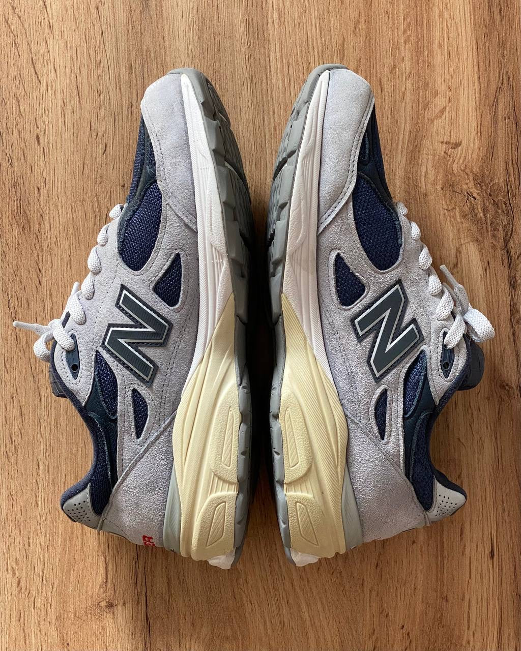New Balance 990v3 No Vacancy Inn "Water and Wifi"