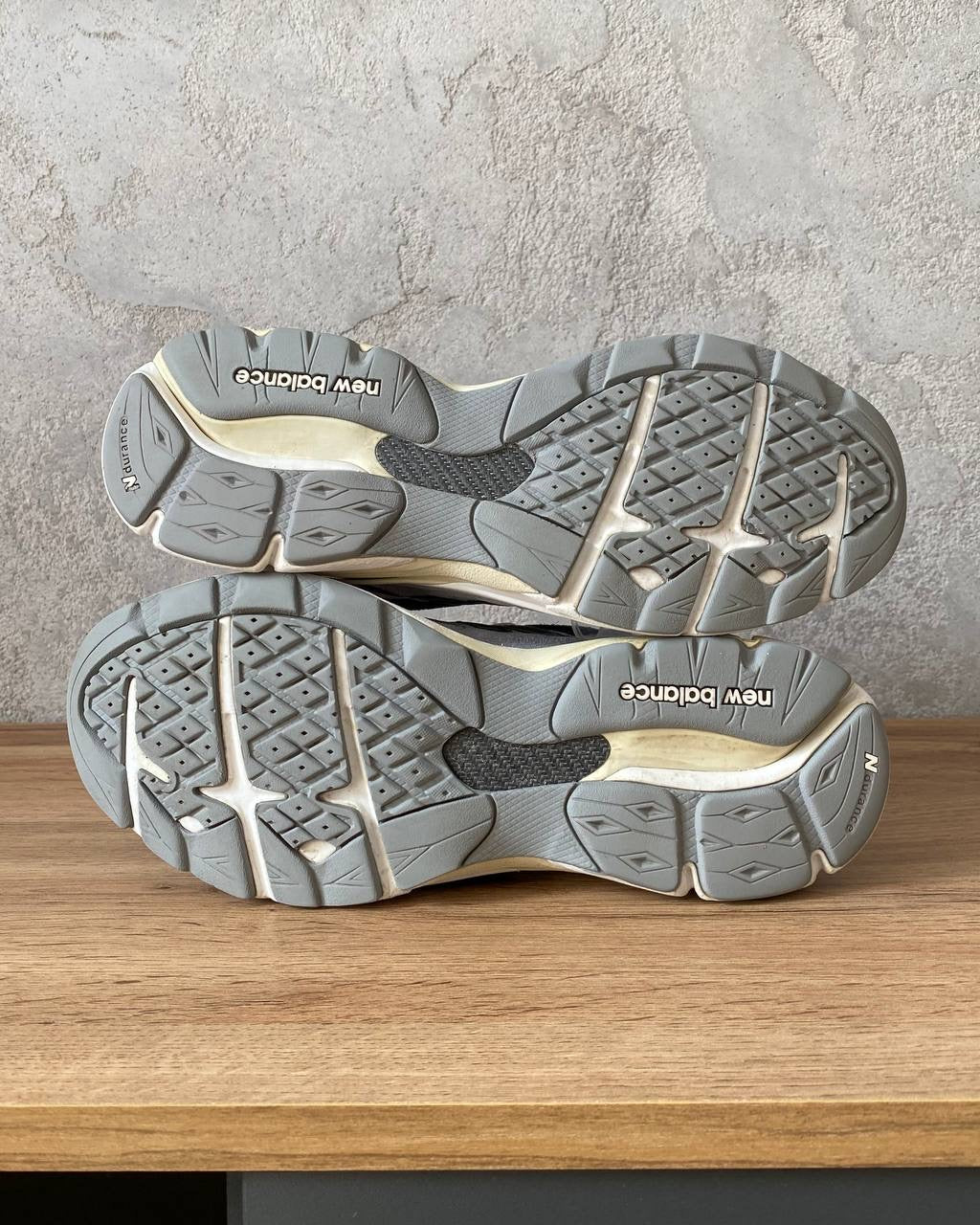 New Balance 990v3 No Vacancy Inn "Water and Wifi"