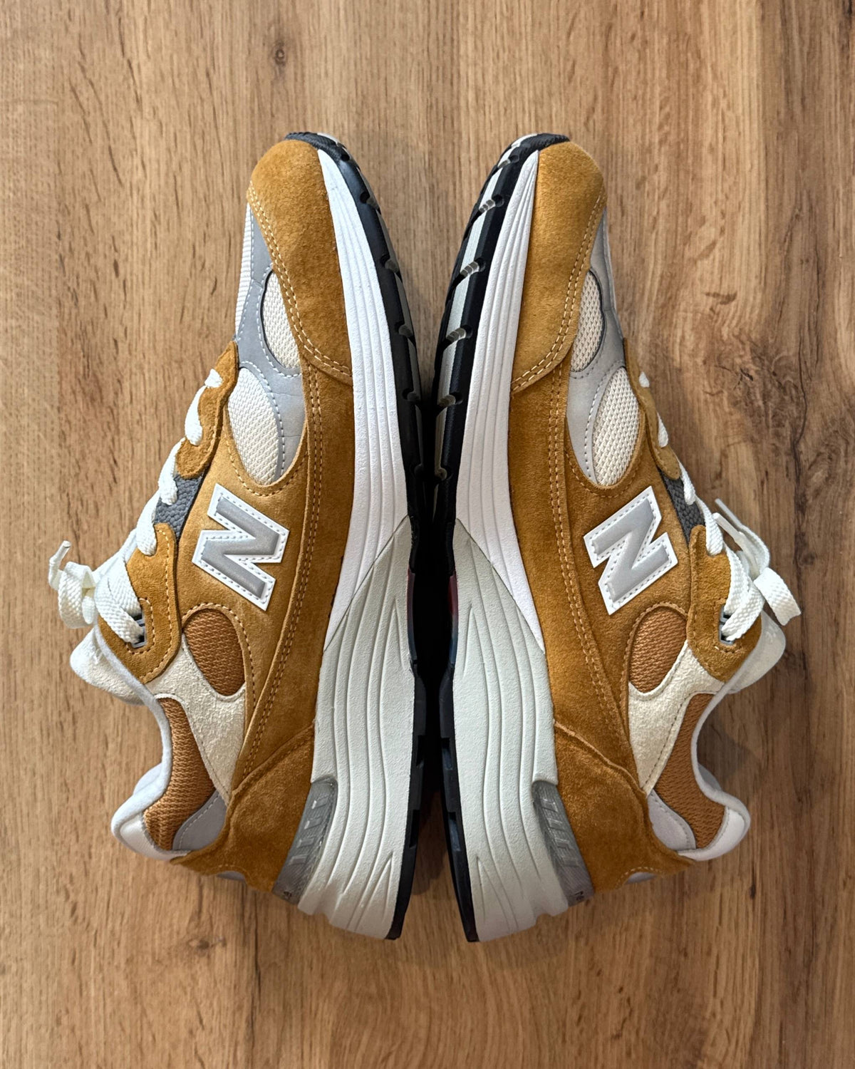 New Balance 992 Packer Shoes “Workwear Brown”