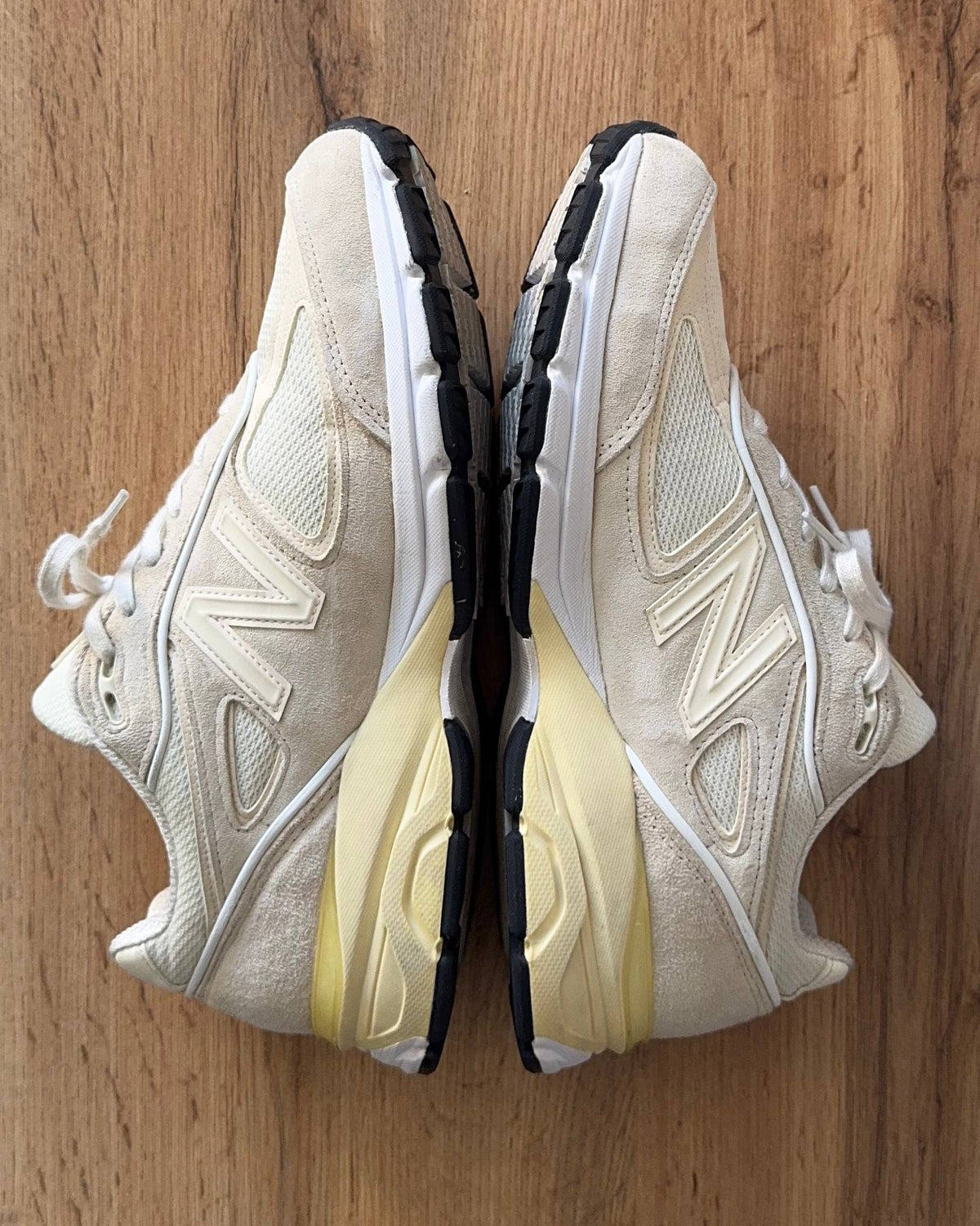 New Balance 990v4 Stussy "White"